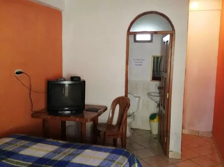 پانسیون Posada El Mesón Xela