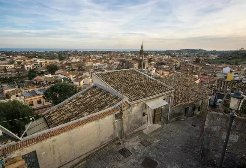 Aamiaismajoitus (B&B) Bed And Relax Il Maniero