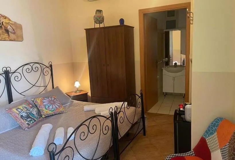 Aamiaismajoitus (B&B) Bed And Relax Il Maniero