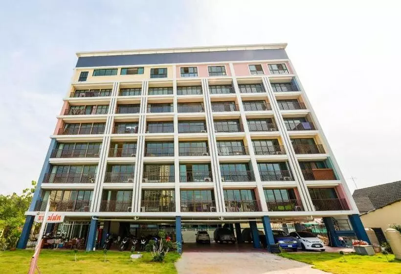 Hotelli Oyo 458 Nakorn Siam Boutique