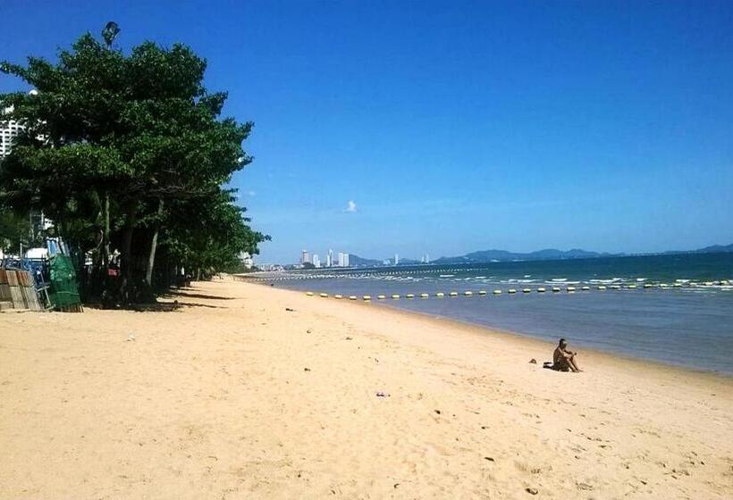 فندق Oyo 458 Nakorn Siam Boutique