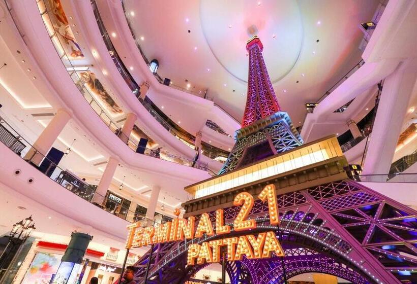 فندق Oyo 458 Nakorn Siam Boutique