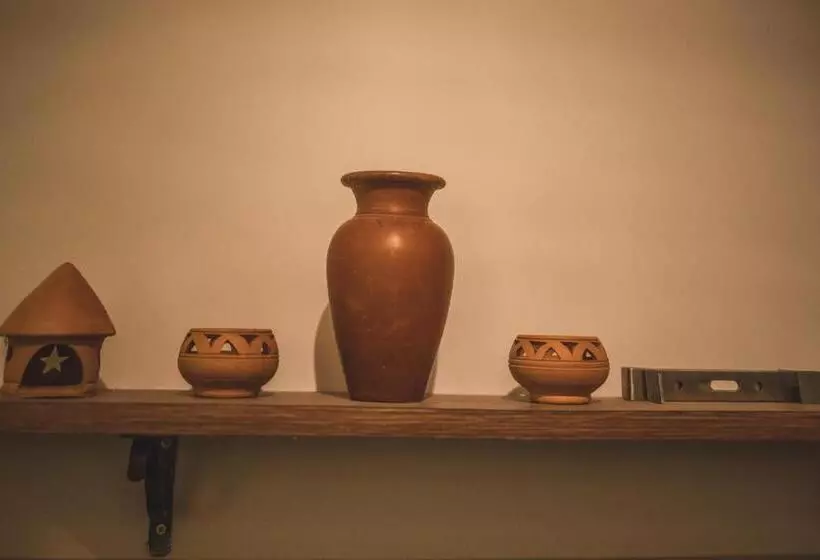 ホテル Amber Rooms