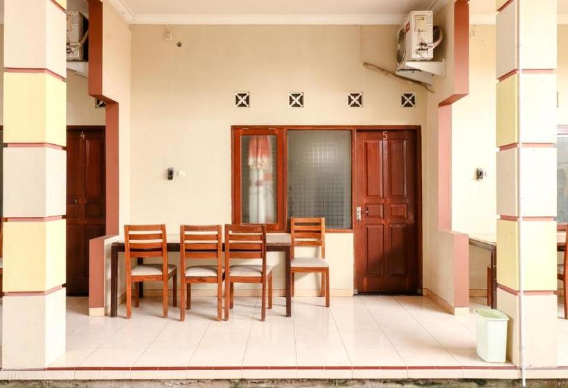 Szálloda The Joglo Family