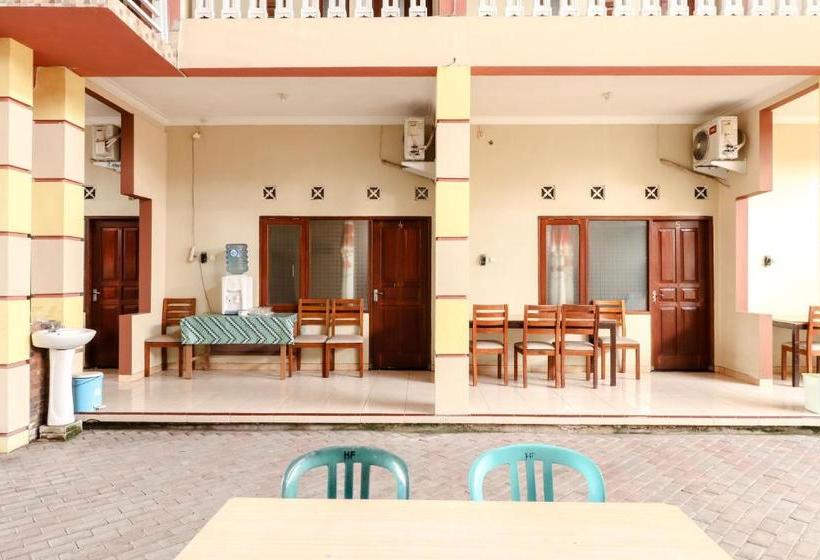 Szálloda The Joglo Family