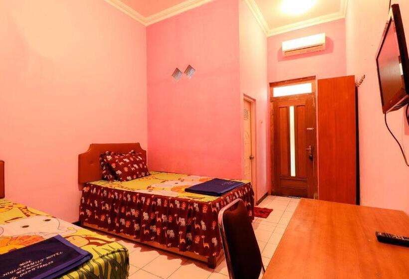 Szálloda The Joglo Family