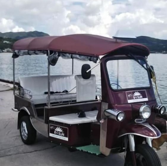 تختخواب و صبحانه Sunset Inn Churasun