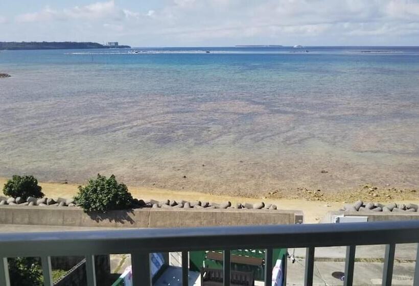 تختخواب و صبحانه Sunset Inn Churasun