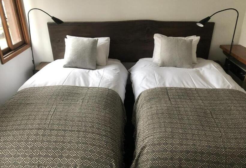 Bed & Breakfast The Joint