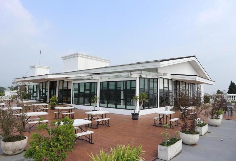 בית מלון כפרי Beth Kasegaran Theresia