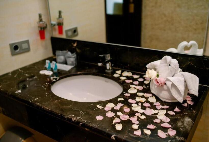 בית מלון כפרי Beth Kasegaran Theresia