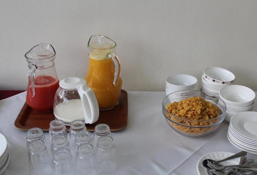 Hotel Petit Saigon Beach