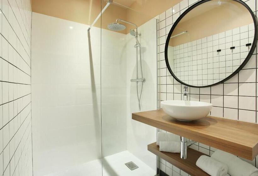 هتل Yays Paris Issy By Numa