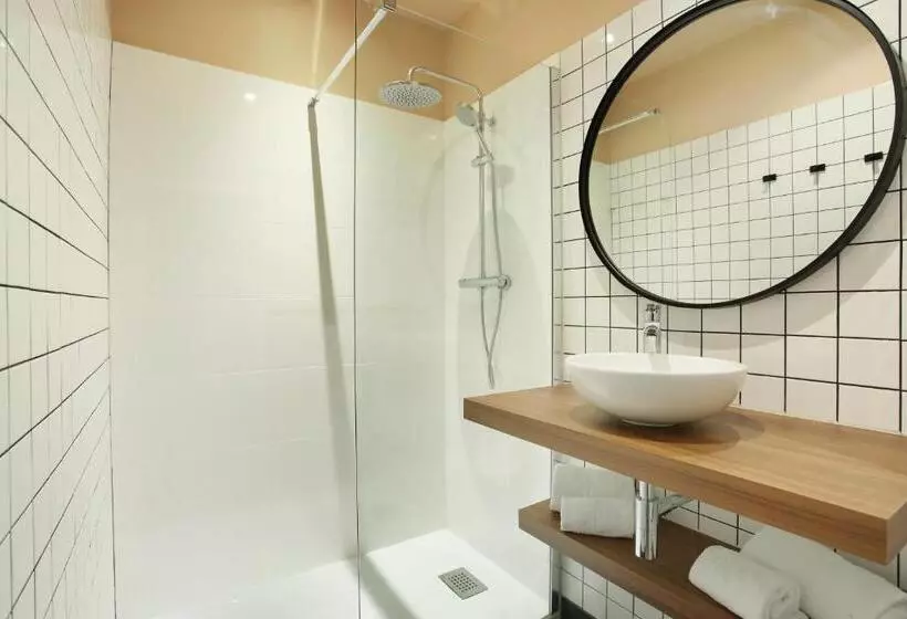 Hotelli Yays Paris Issy By Numa