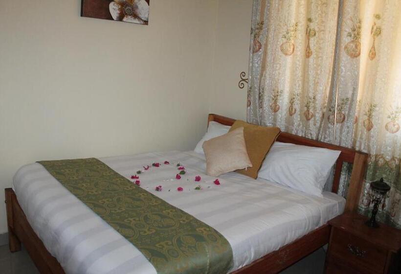 Oluwa Seun Beach Cottages, Mtwapa