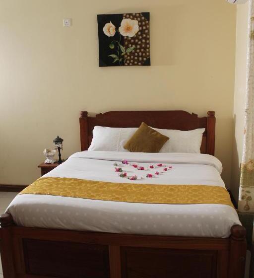 Oluwa Seun Beach Cottages, Mtwapa