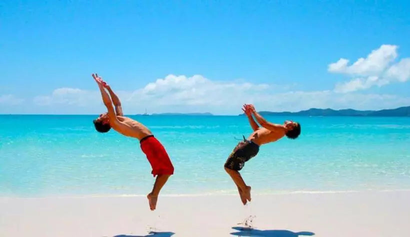 Majatalo Sunraay Beach Inn