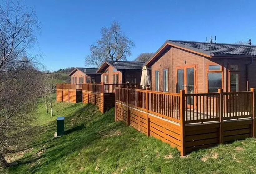 Lomakeskus Badgers Retreat Holiday Park