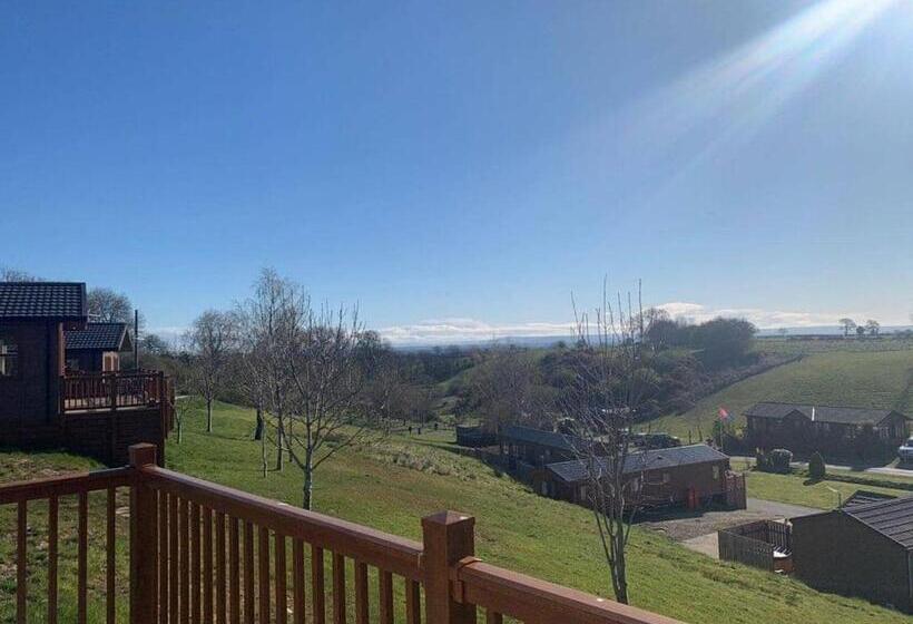 منتجع Badgers Retreat Holiday Park