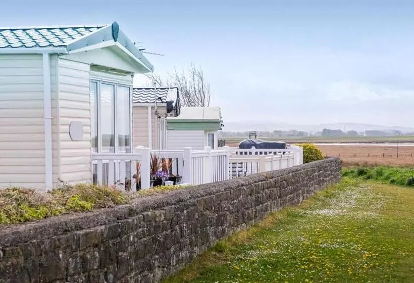 Resort Cockerham Sands