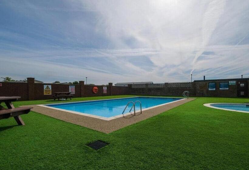 Курорт Cockerham Sands