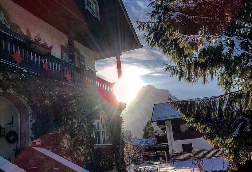 Pensão Gästehaus Hohe Tannen
