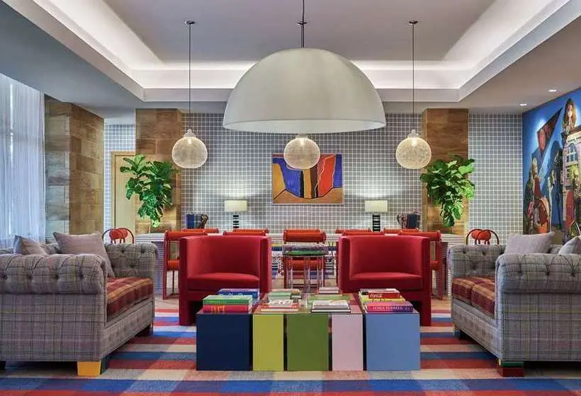 ホテル Graduate By Hilton Cincinnati
