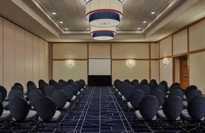 ホテル Graduate By Hilton Cincinnati