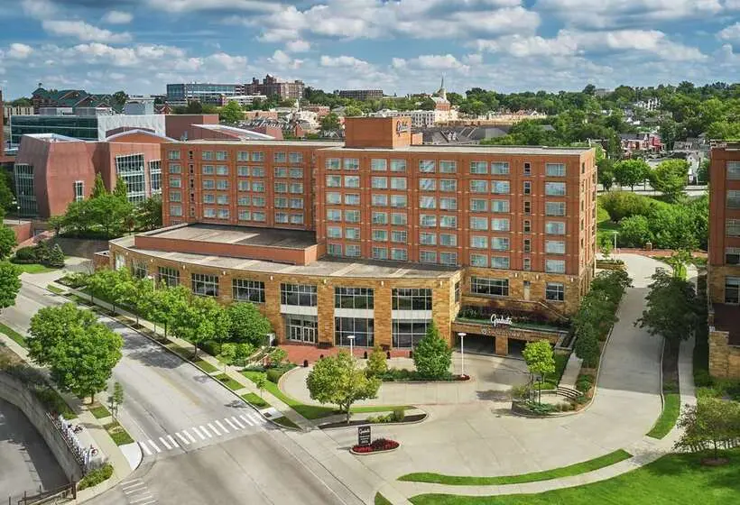 ホテル Graduate By Hilton Cincinnati