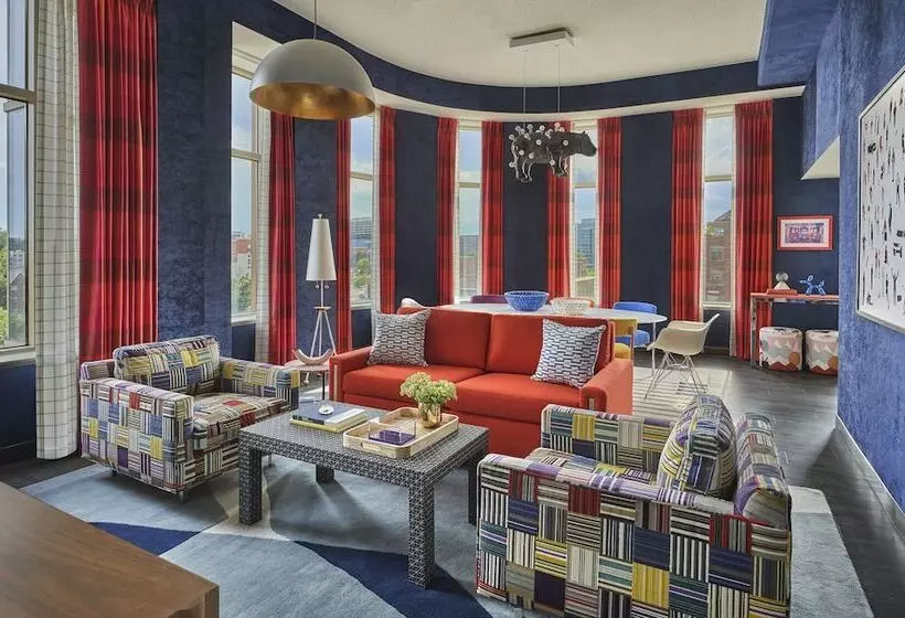 Отель Graduate By Hilton Cincinnati