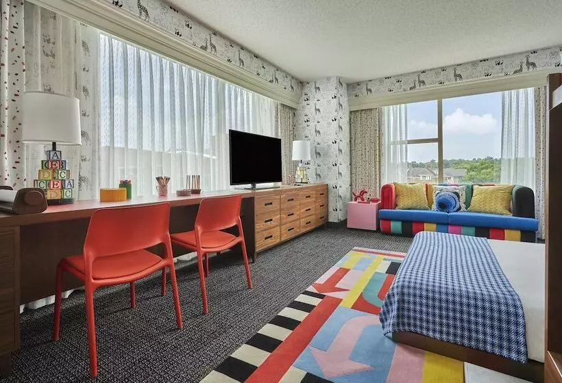 Отель Graduate By Hilton Cincinnati