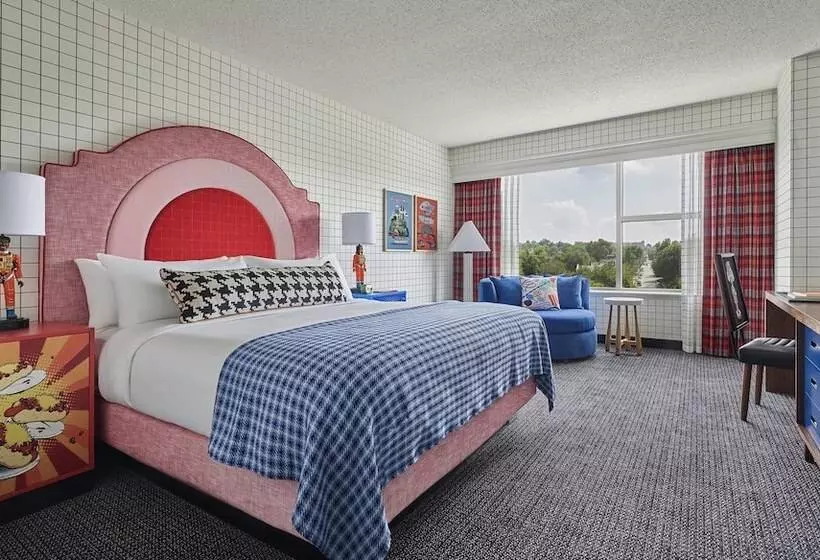 Отель Graduate By Hilton Cincinnati