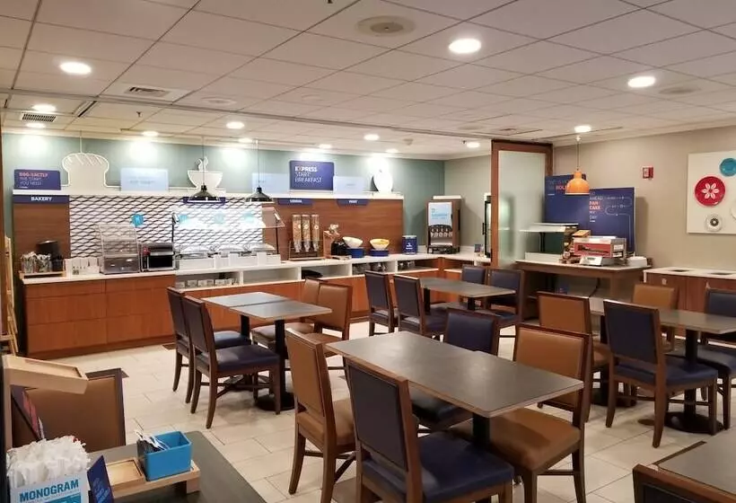 酒店 Holiday Inn Express Philadelphia Ne   Langhorne, An Ihg