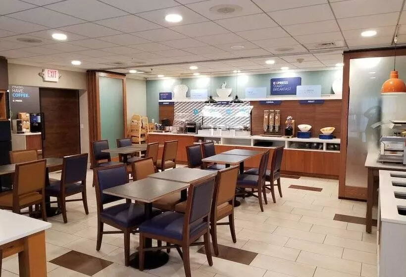 酒店 Holiday Inn Express Philadelphia Ne   Langhorne, An Ihg