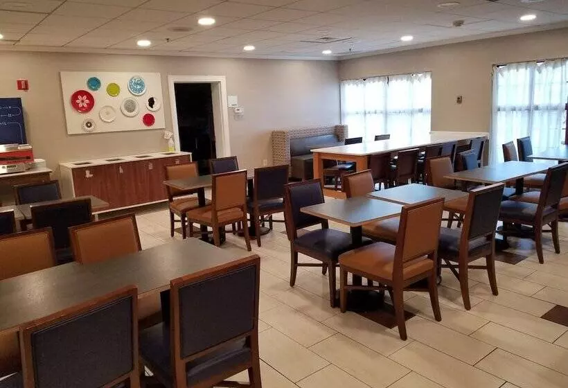 酒店 Holiday Inn Express Philadelphia Ne   Langhorne, An Ihg