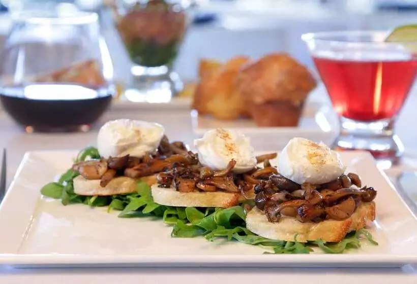 ホテル Madison Beach