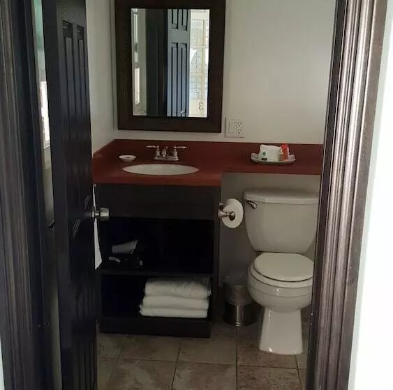 酒店 Malibu Country Inn