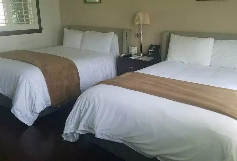 酒店 Malibu Country Inn