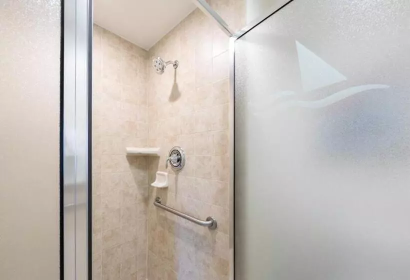 هتل Marriott's Cypress Harbour Villas