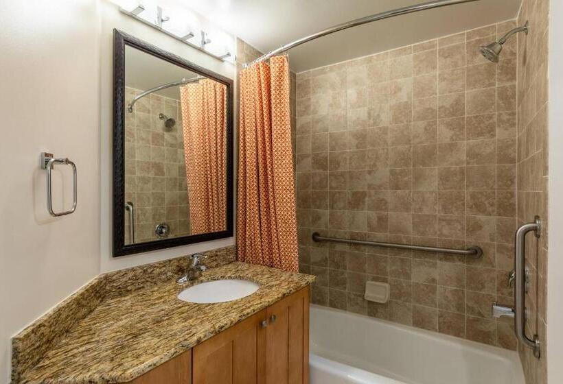 فندق Marriott's Cypress Harbour Villas