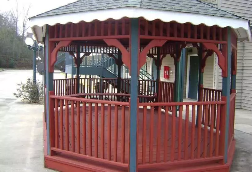 Отель Meriwether Country Inn