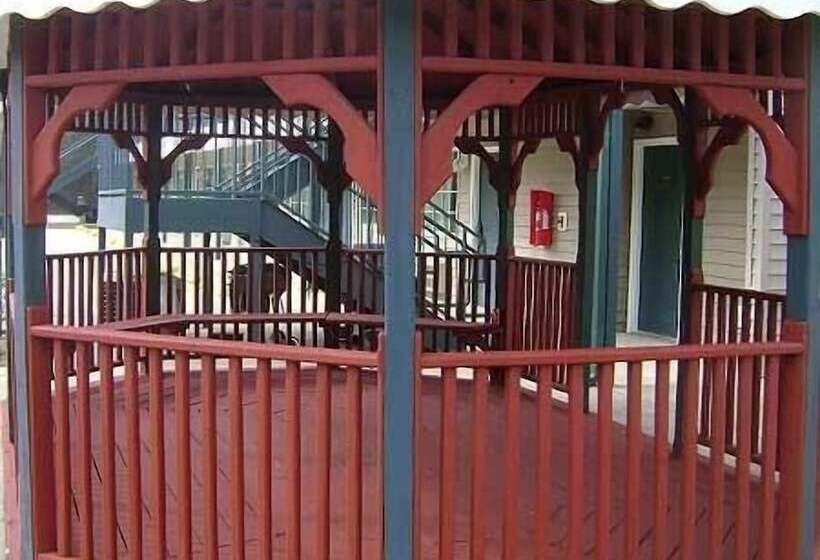 בית מלון כפרי Meriwether Country Inn