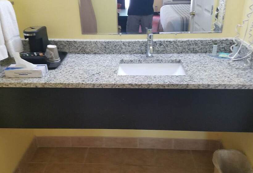 בית מלון כפרי Meriwether Country Inn