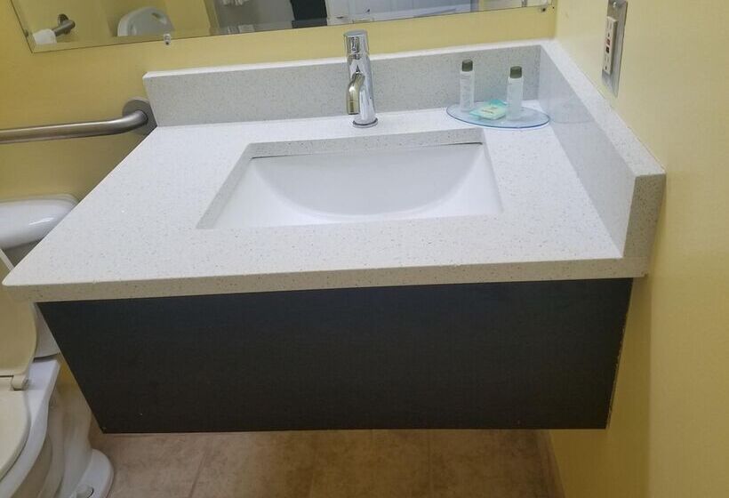 בית מלון כפרי Meriwether Country Inn