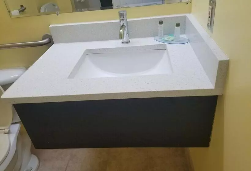 Отель Meriwether Country Inn