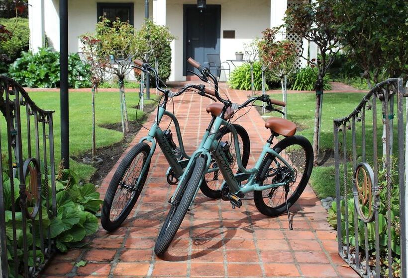 هتل Merritt House