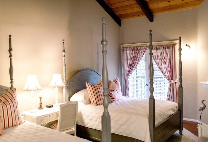 هتل Merritt House