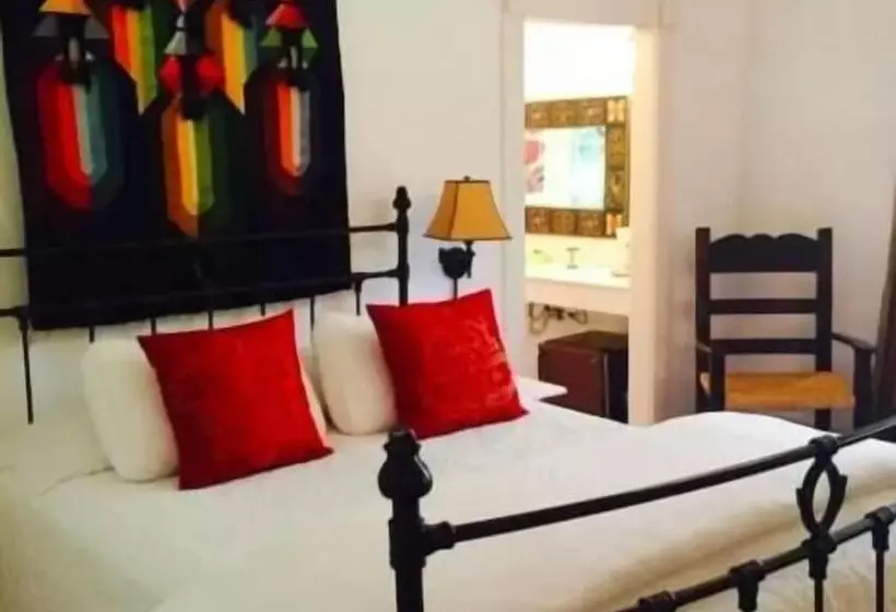 Отель Merritt House