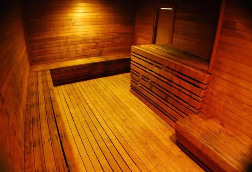 Отель The Margate Resort