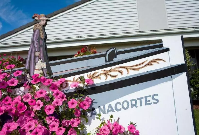 ホテル The Marina Inn